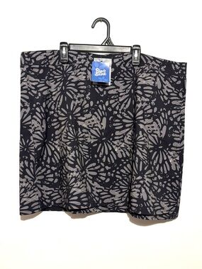 RipSkirt Black Floral Print Skirt Woman’s Size XXL NWT